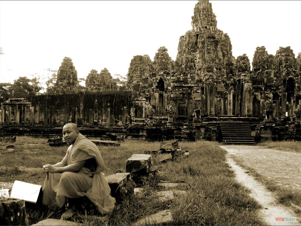 BAYON - in the center of Angkor Thom