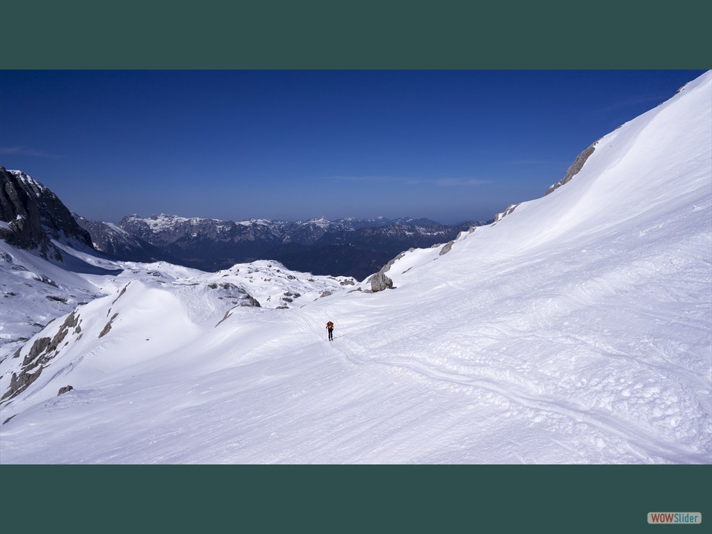 Hinterer Kessel, Blick nach Westen zum Lattengebirge (Mrz 2014)