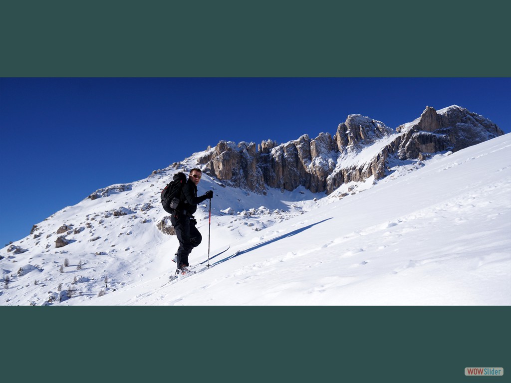 Aufstieg zum Col de Ciampac. Im Hintergrund  die Rotwand