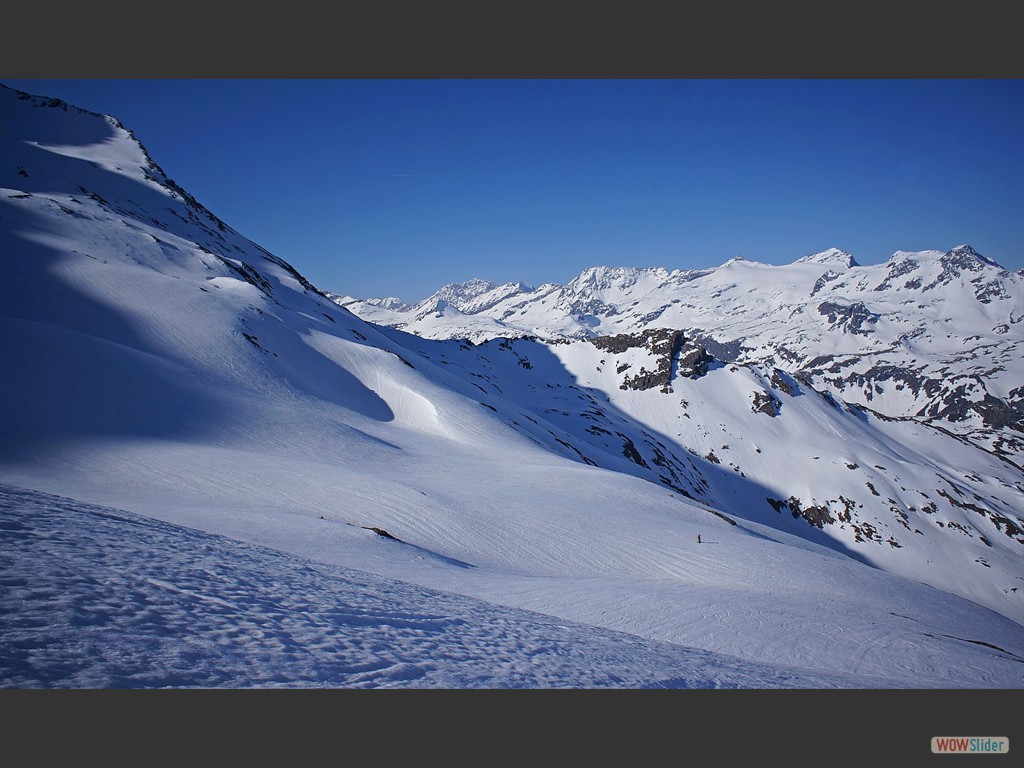 Auf dem Wurfkees, im Hintergrund Sonnblick und Granatspitze (2.ter u. 3.ter Gipfel von rechts).