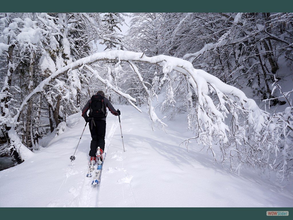 Wir starten in tief verschneiter Winterandschaftim April!